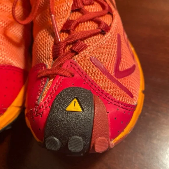 KEEN Women's All Terrain Trail Running Shoes Size 7.5 52014-LCJR Orange GTS 1110 - Picture 3 of 10